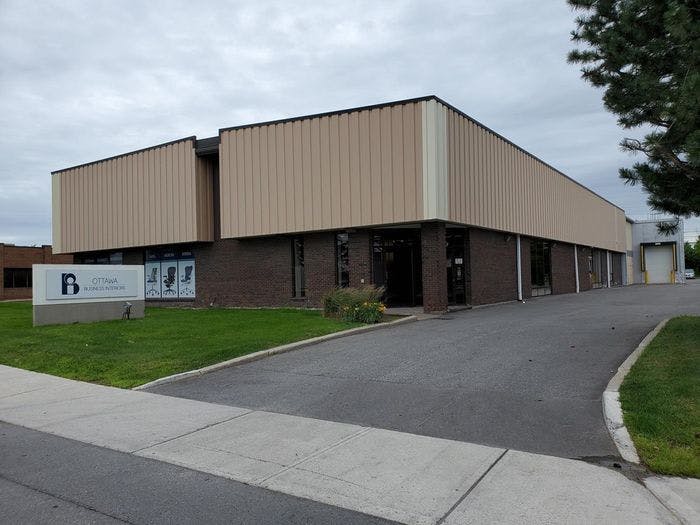 Office-Showroom/Warehouse For Lease In Ottawa