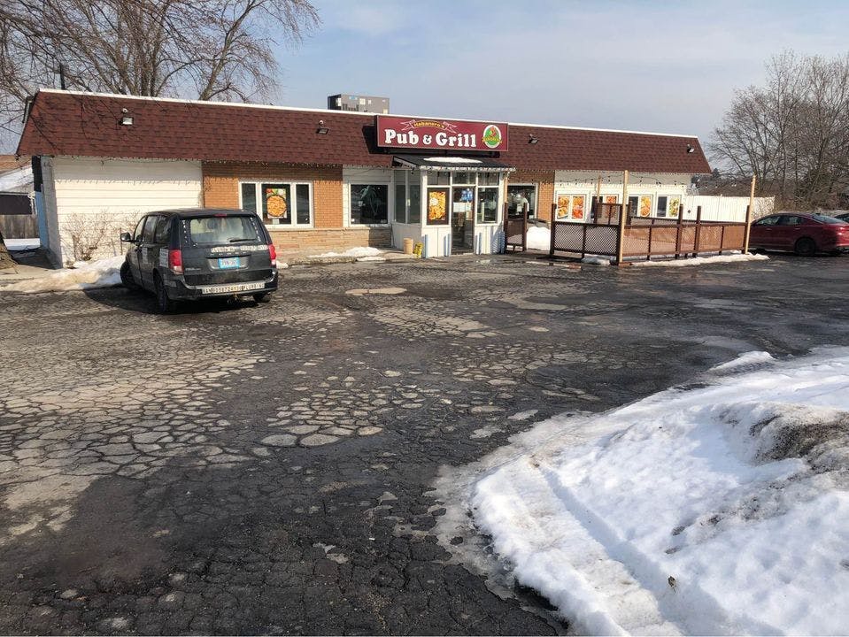 Commercial plus residential for sale in Beamsville