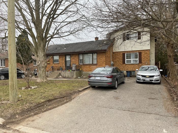 Under Performing 5 Plex with 200k Spread. London, ON