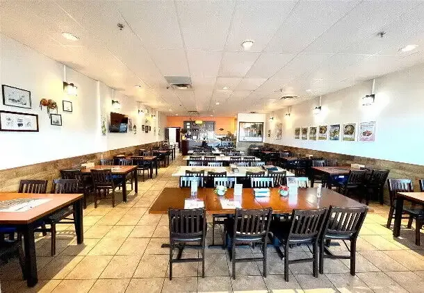  Well Established And Maintained Turnkey Restaurant 
