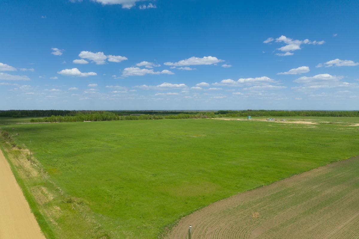 Selling Online August 3, 2022 - 226 Acres - Gibbons, AB