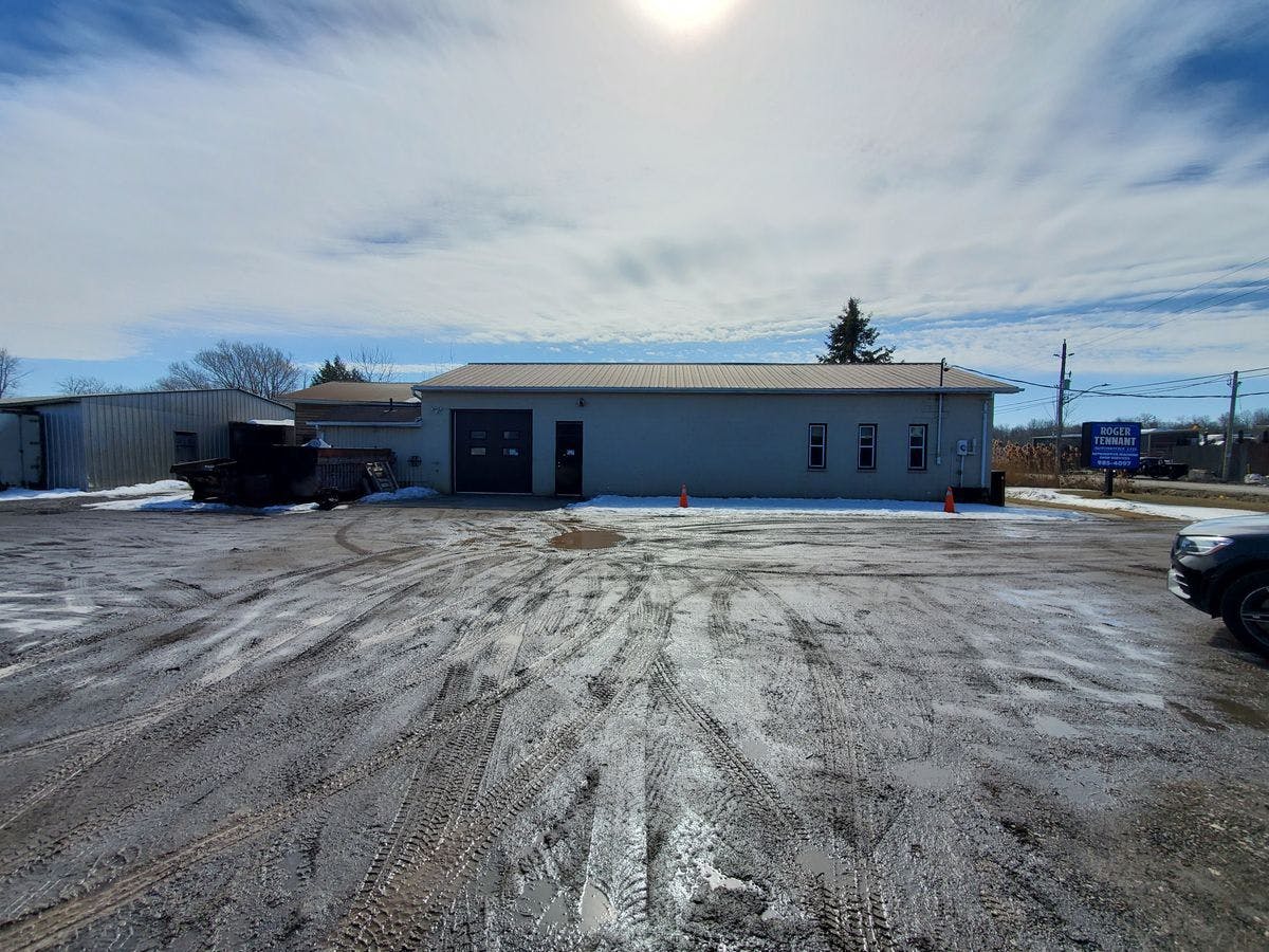 Industrial Building For Sale with Outside Storage Allowed