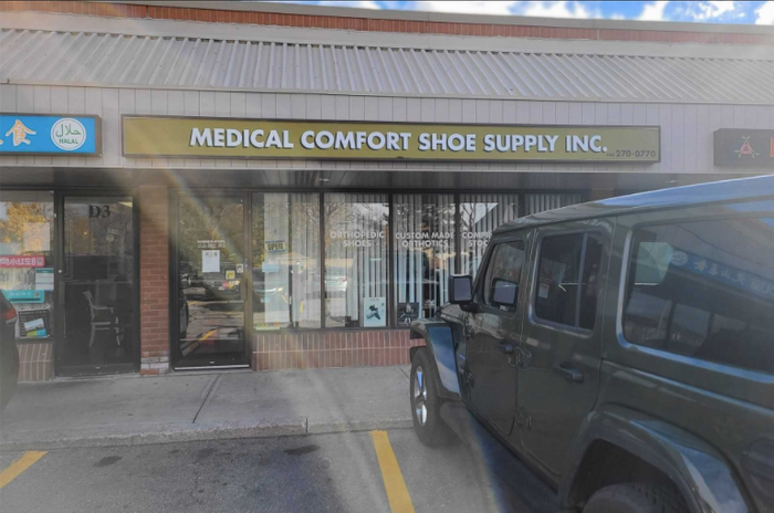 Medical Shoe Store For Sale in Mississauga