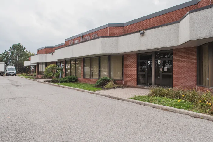 Industrial Building For Lease In Richmond Hill